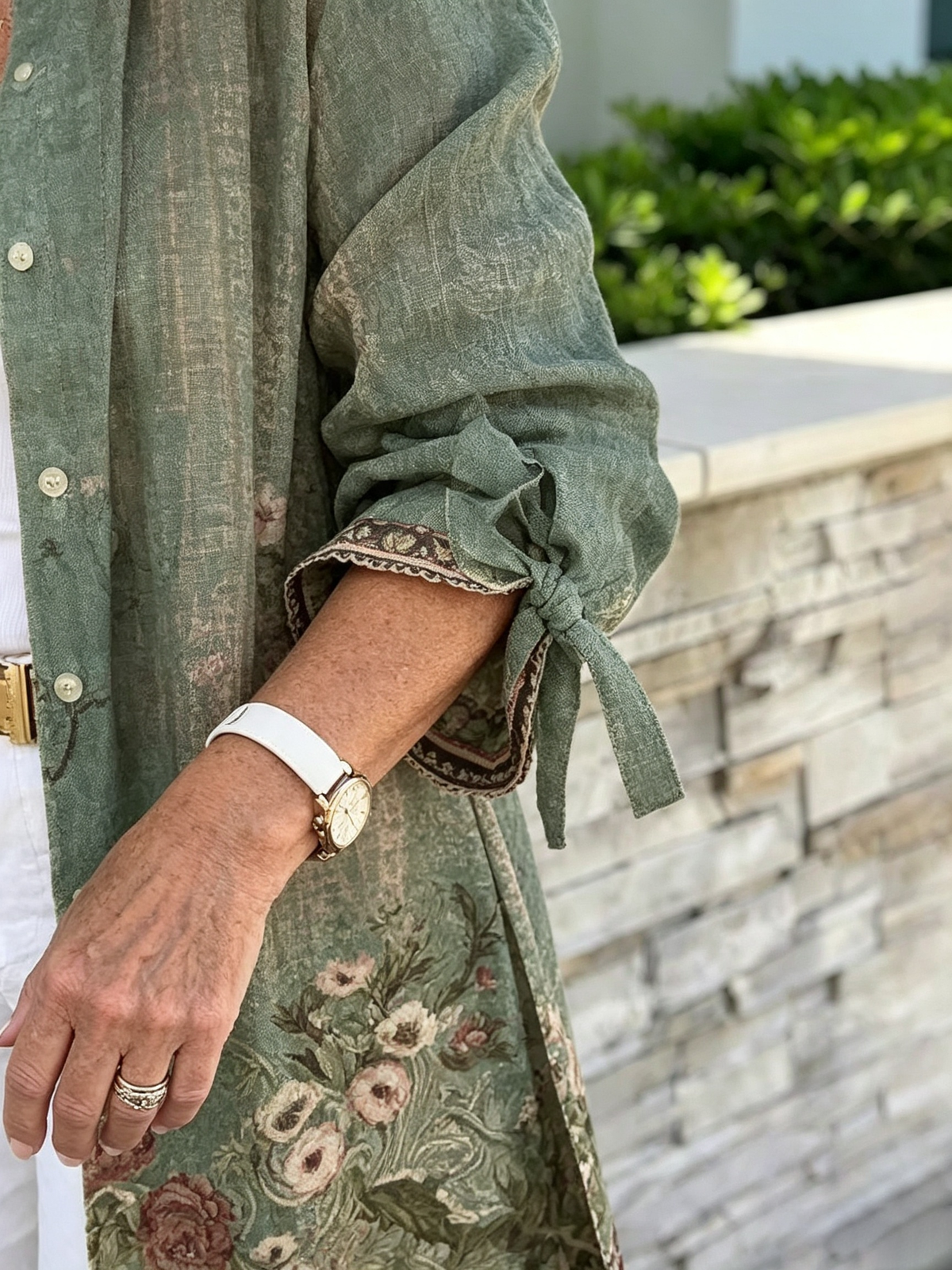 Solid Color Long Cotton Shirt Flattering Gathered Yolk At The Back
